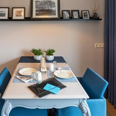 Bed & Breakfast Thoez